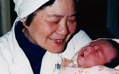 香港验血43天可以吗,31年前，国内首例“试管婴儿”出生，如今她和“正常人”