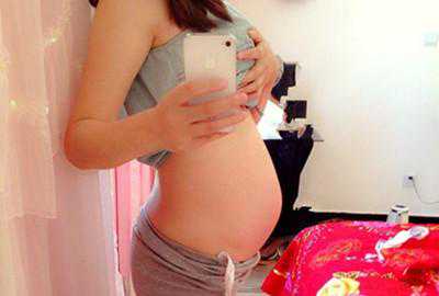 怀孕8周香港验血测男女,二胎顺产小公主，儿女双全获全家人点赞，分享备孕女